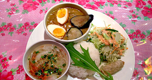 KHANHのベトナムキッチン 銀座999 ココナッツカレー