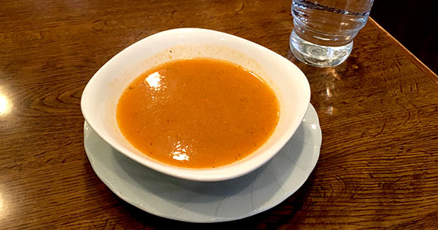 レンズ豆のスープ ケバブカフェ
