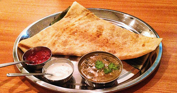 New TAJ 南インド料理 (ニュータージ) ドーサ サンバル