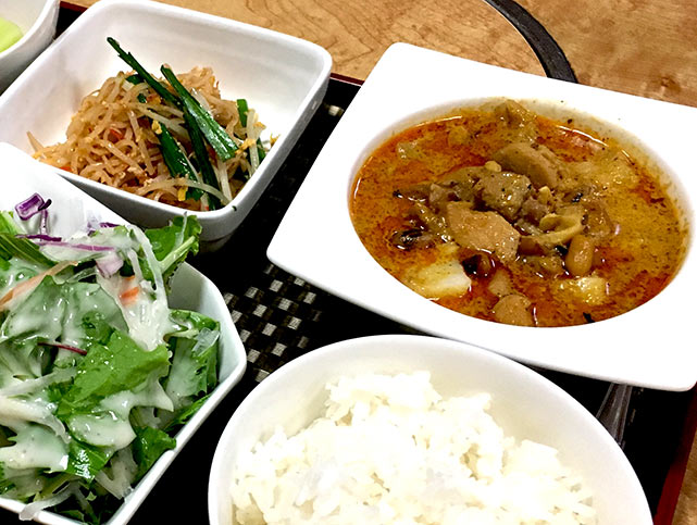 タイ料理居酒屋 ソムタム