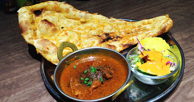 Black pepper chicken curry ムンバイみなとみらい店